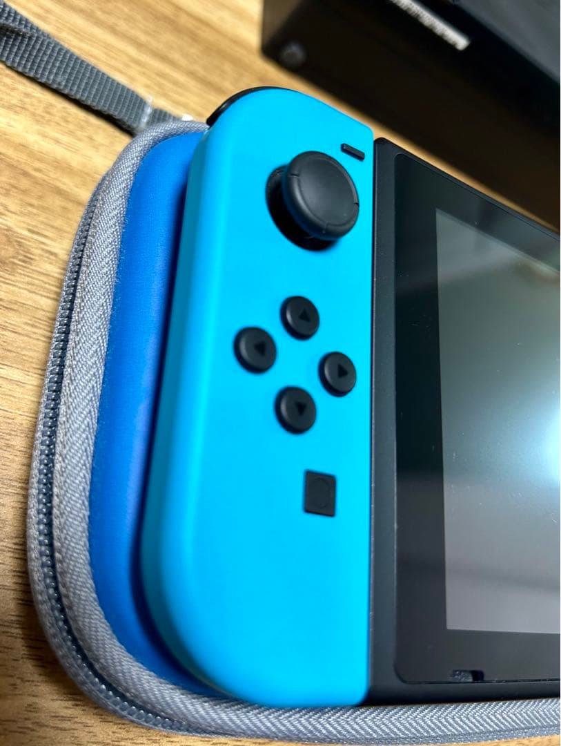 Nintendo Switch 本体 青/赤　マイナーモデル後　バッテリー強化版