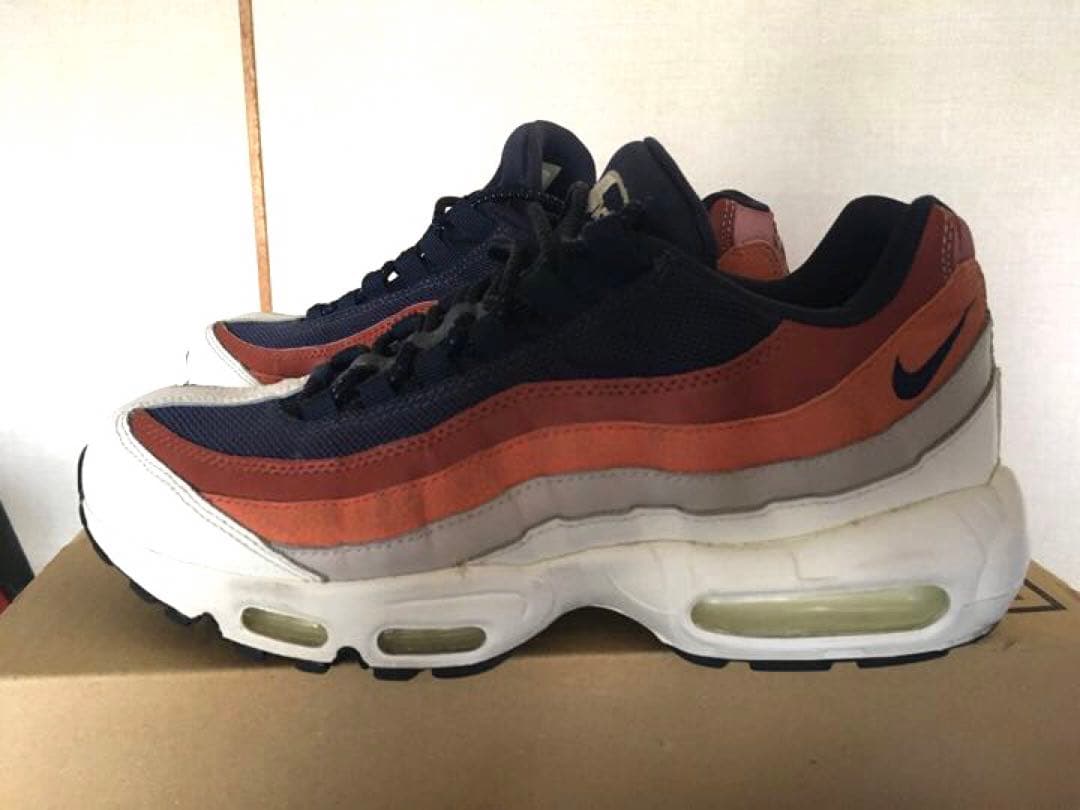 NIKE エアマックス95 エッセンシャル　26cm