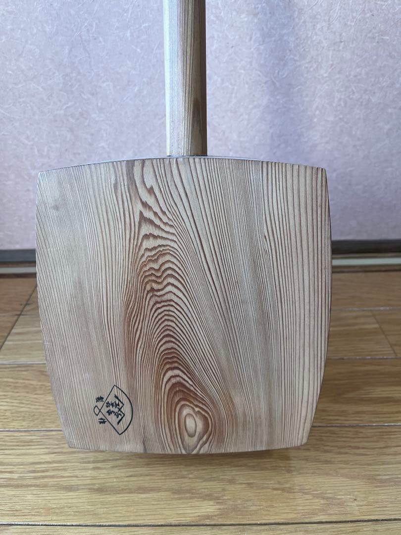 ゴッタン 希少 三味線本体 木製 屋久杉 3弦 四角形