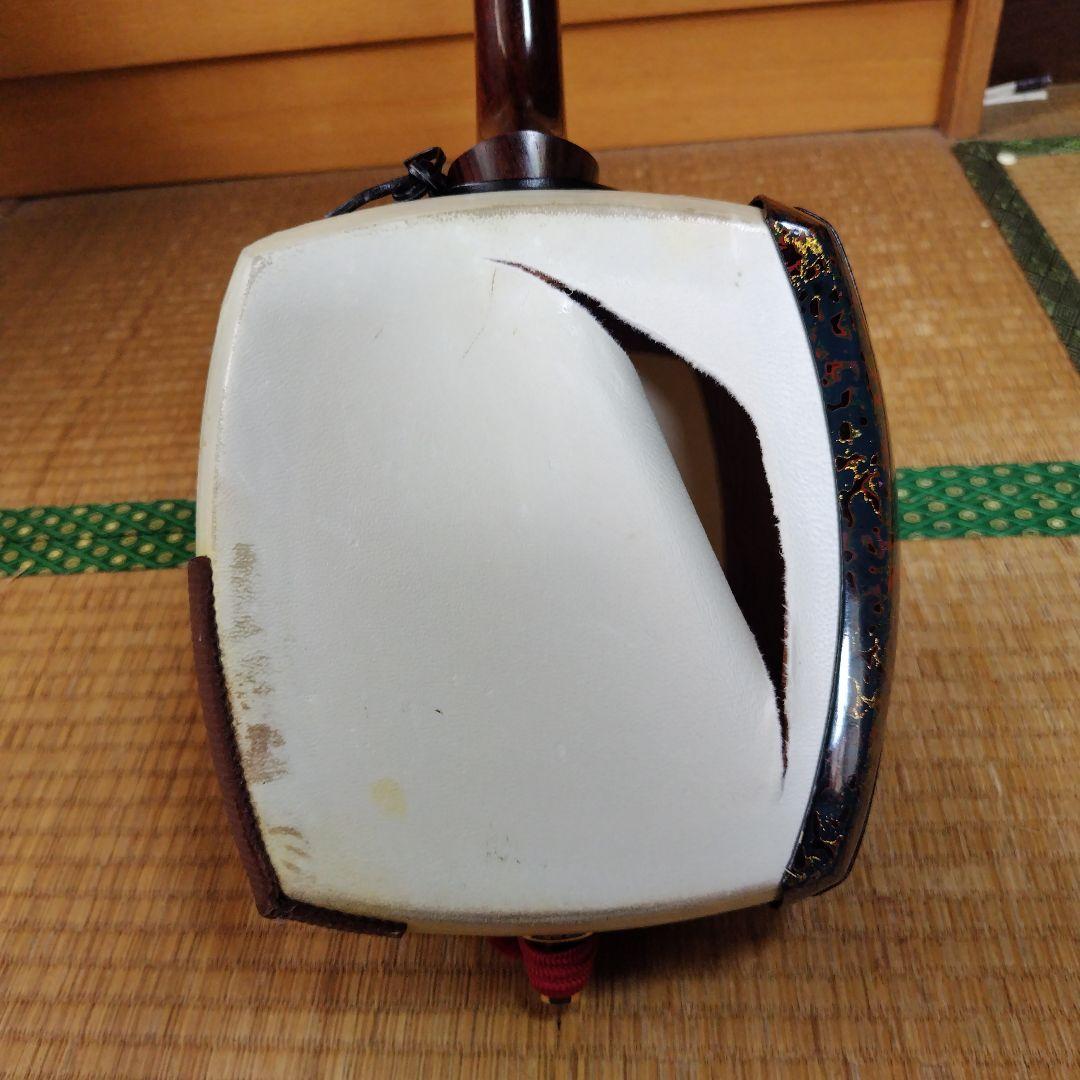 【引取り限定】三味線本体 亀裂あり 白色