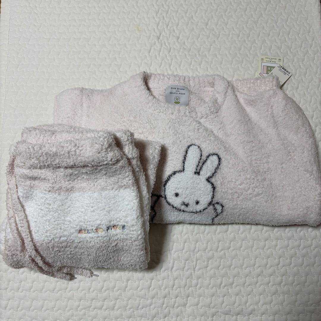 新品【Dick Bruna】ベビモコジャガードプルオーバー&ロングパンツセット