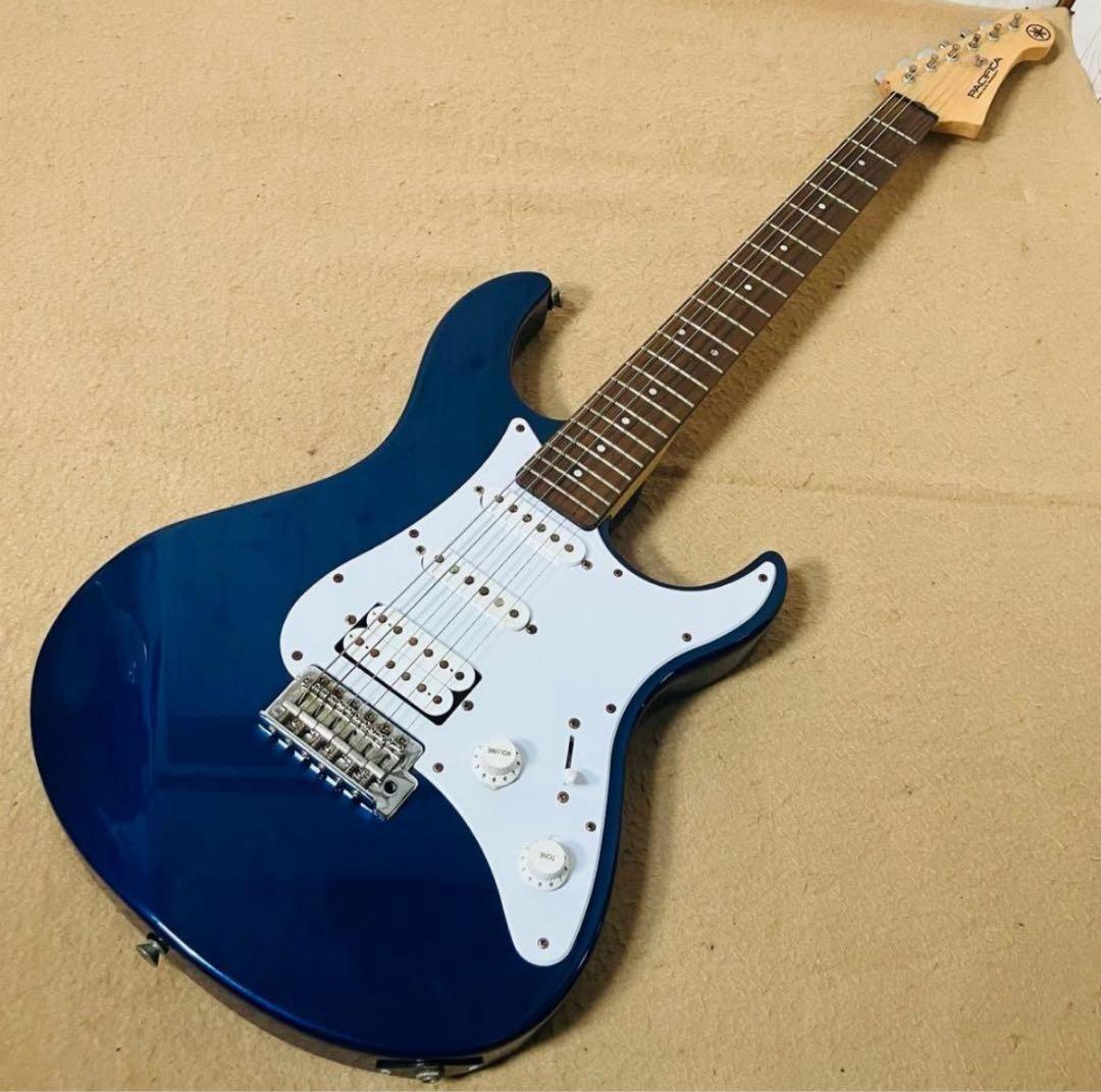 O*G様 YAMAHA PAC012 ヤマハ エレキギター ソフトケース付 パシ