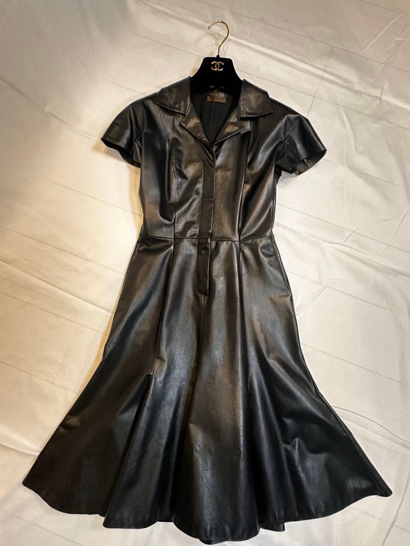 LOEWE　ロエベ　レザー　ワンピース　ロエベジャパン　スペイン製　Aライン