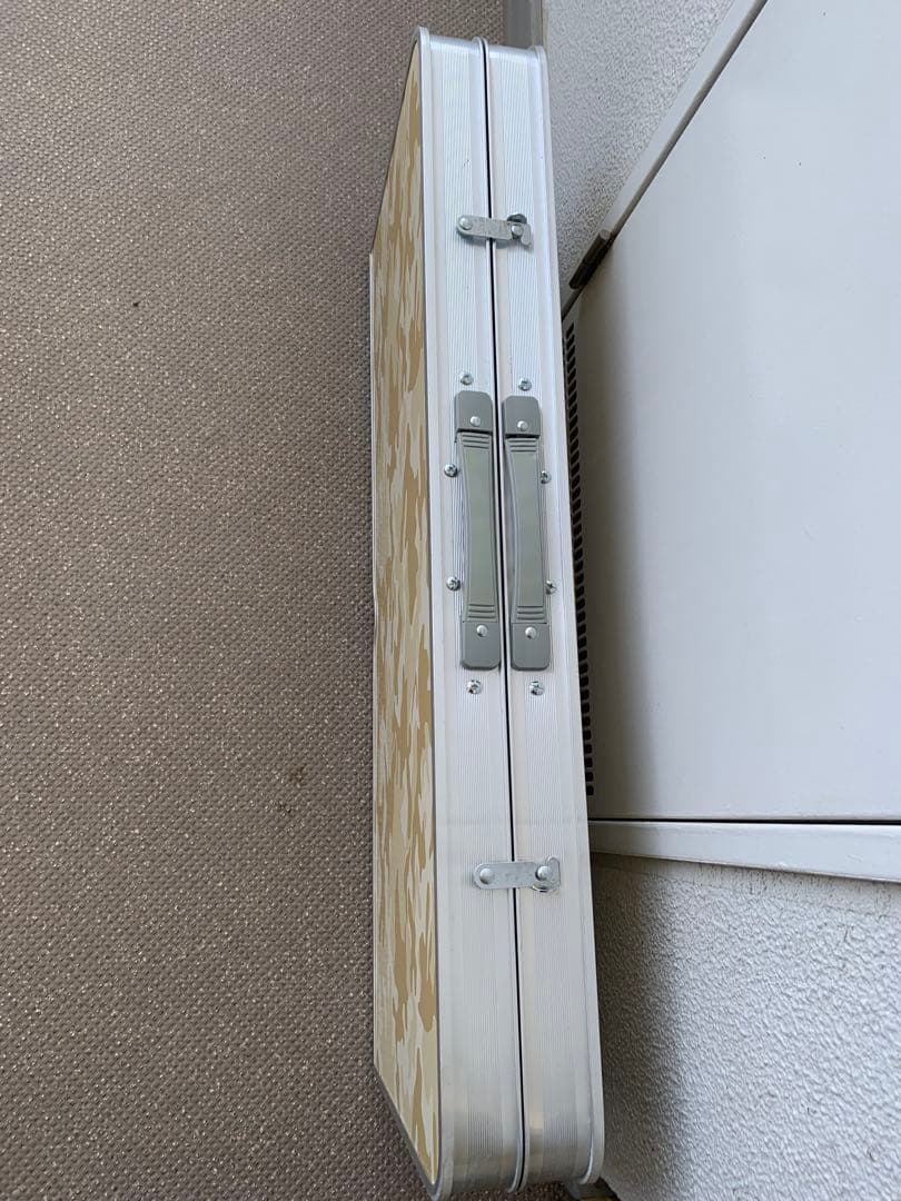 美品　ピクニックテーブル 4人掛け