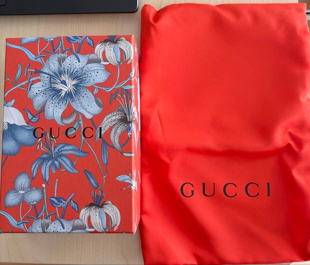 GUCCI 二つ折り　財布　GGマーモント　花柄　キャンバス　オレンジ
