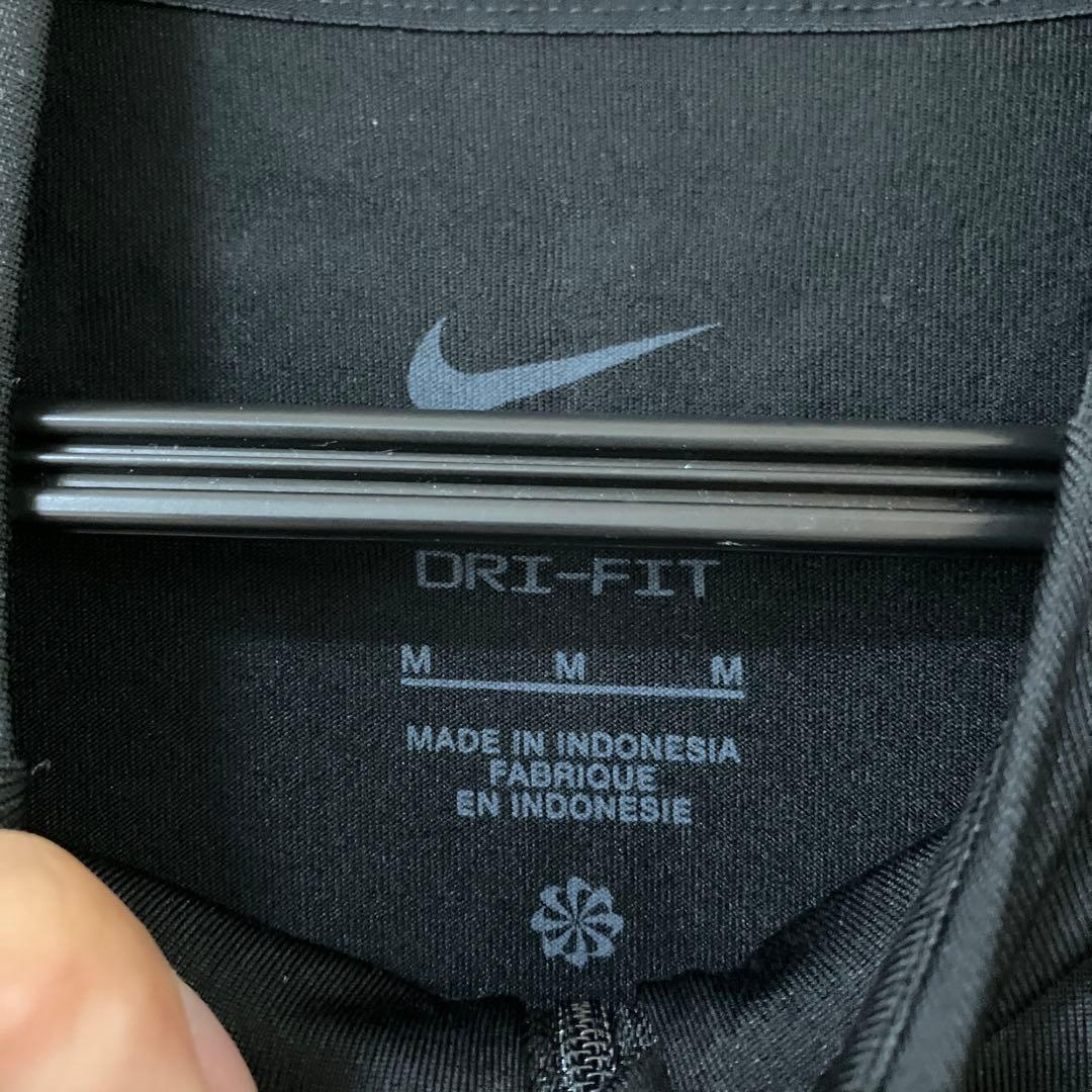 y*g様 Nike ハーフジップ ブラック トップス