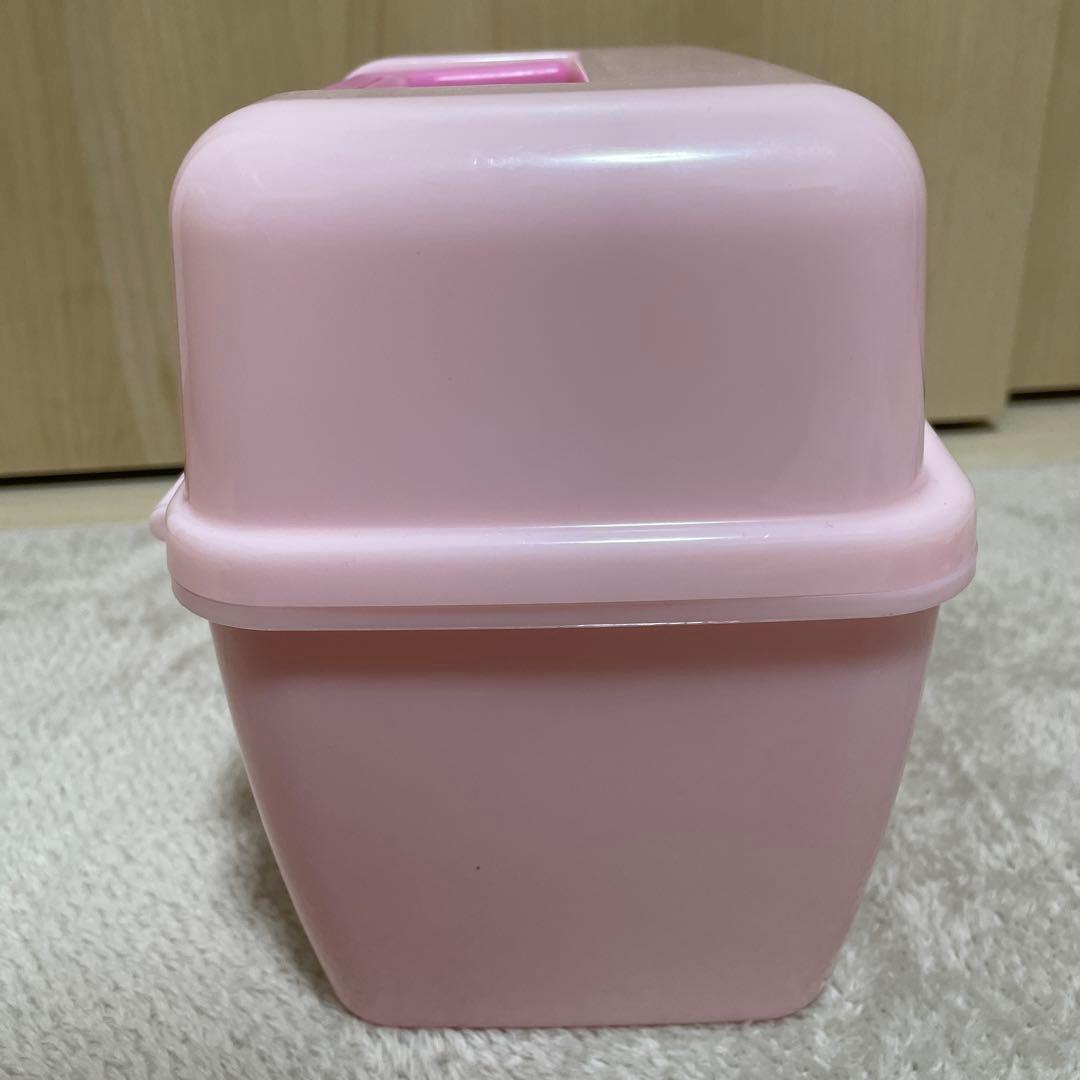 ハローキティ 持ち手付きボックス 仕切りトレー付き 救急箱　プラケース　2001