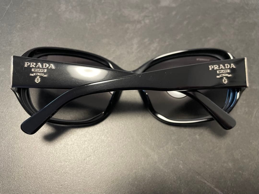 【PRADA】サングラス