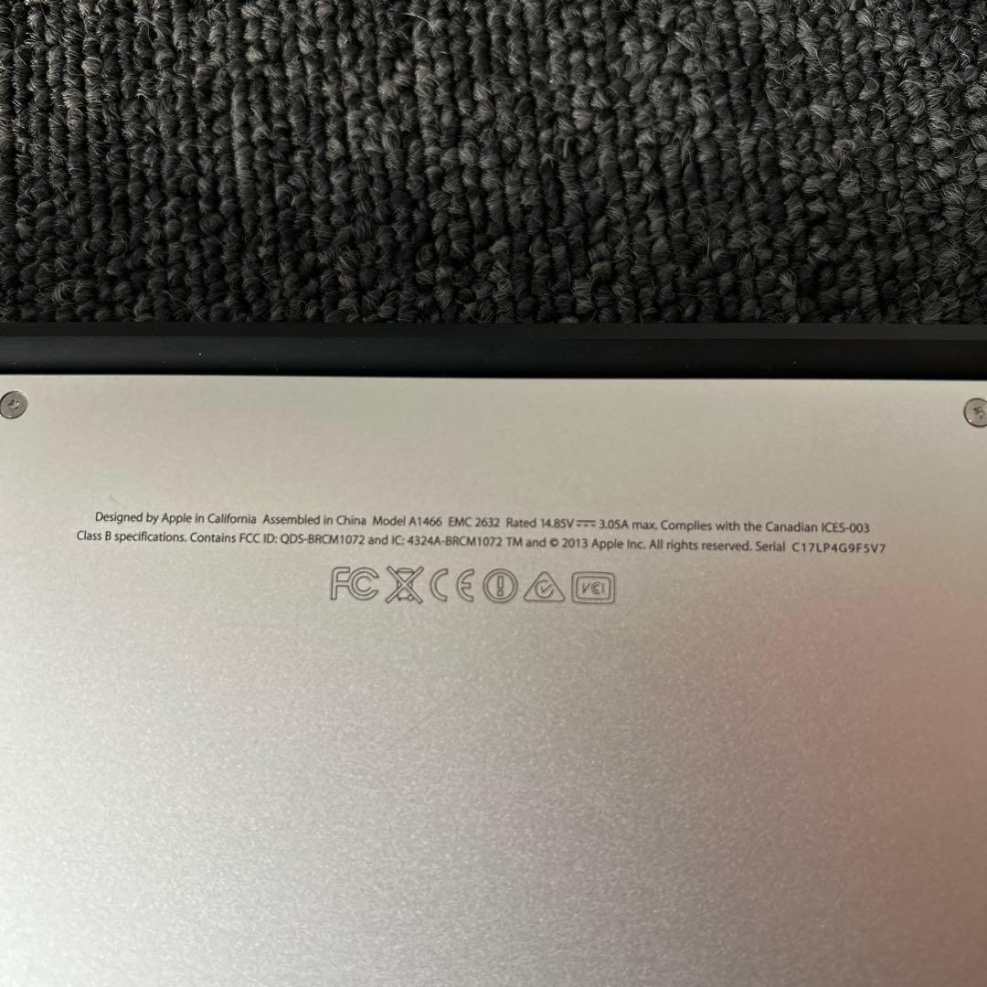 Apple MacBook シルバー 本体　2013