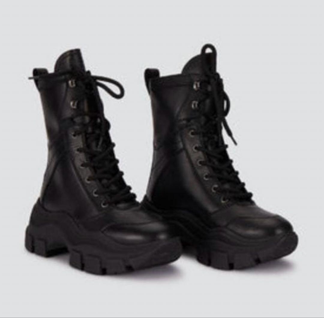 PRADA モノリスレザーコンバットブーツ