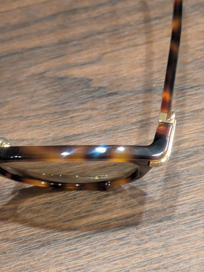 Cartier　サングラス