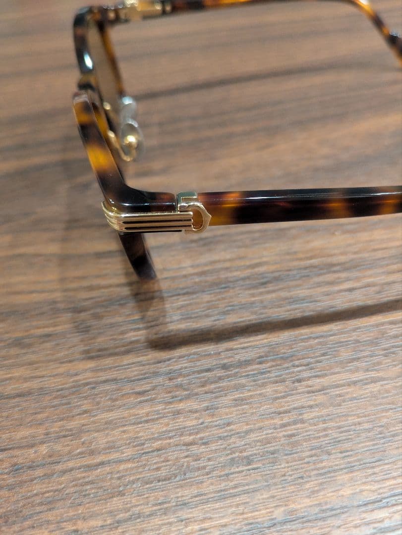 Cartier　サングラス