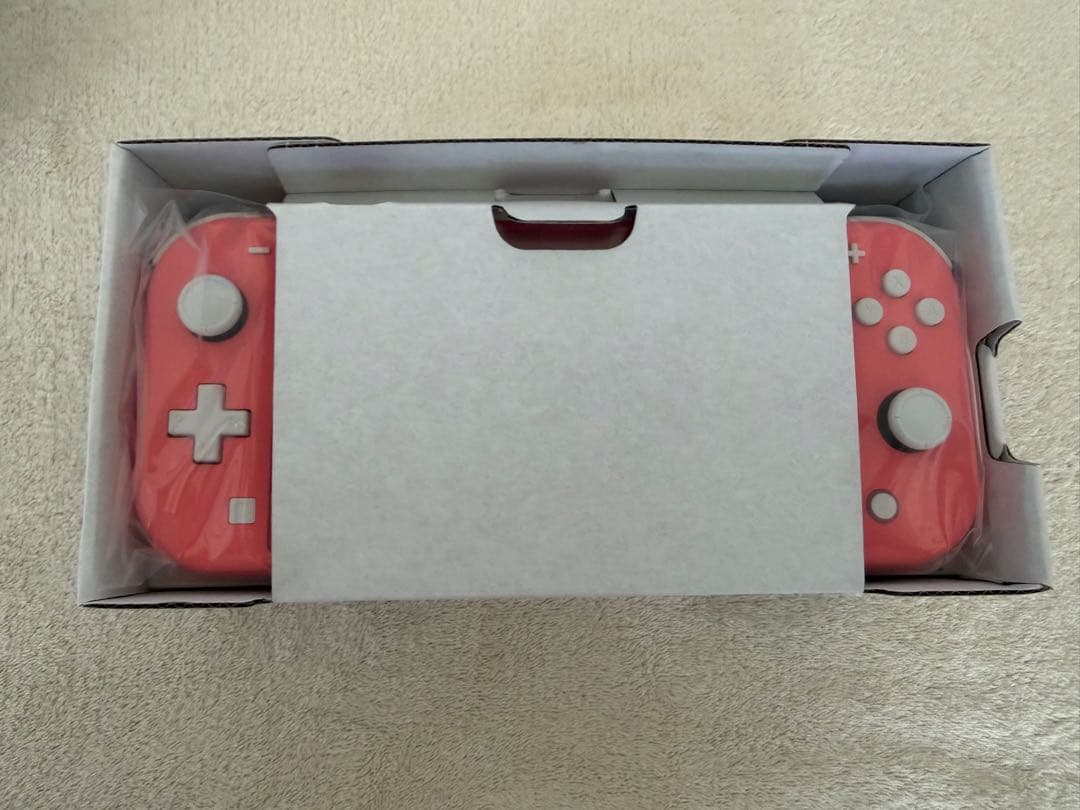 【新品】Nintendo Switch Lite コーラル