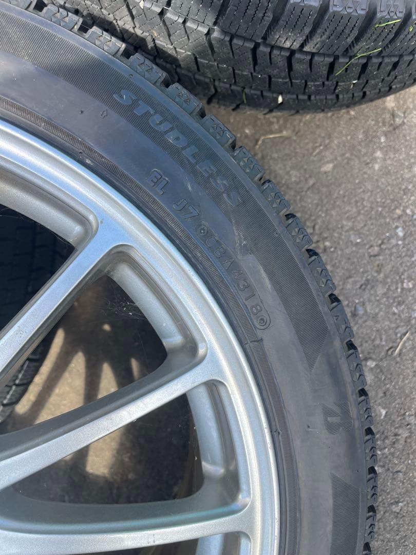 225/45r18スタッドレスアルミ18×7.5j ET53 PCD100 5穴