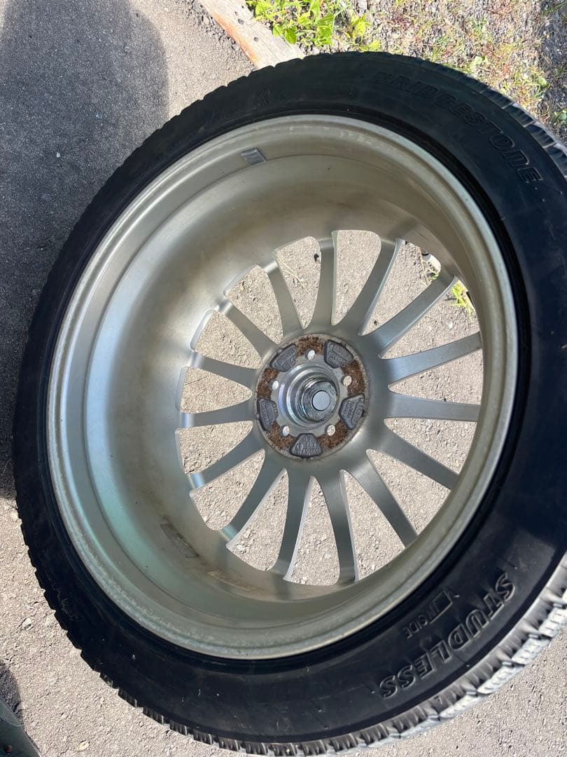 225/45r18スタッドレスアルミ18×7.5j ET53 PCD100 5穴