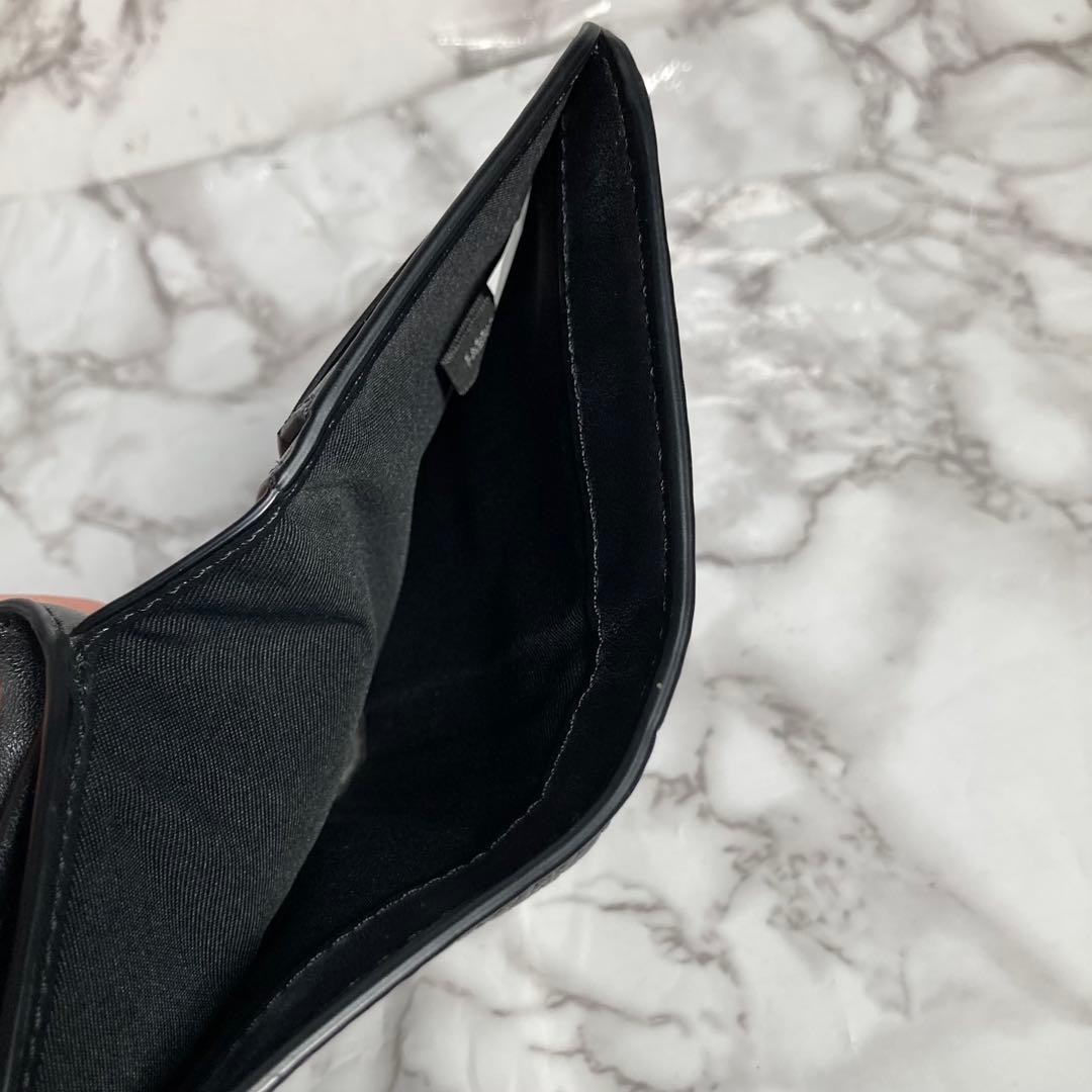 MARC JACOBS マークジェイコブス　　二つ折り財布　黒
