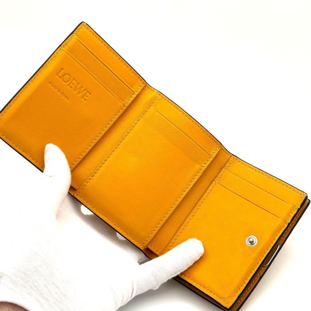 ☆箱付美品☆ロエベ 財布 アナグラム トライフォールドウォレット イエロー 黄色