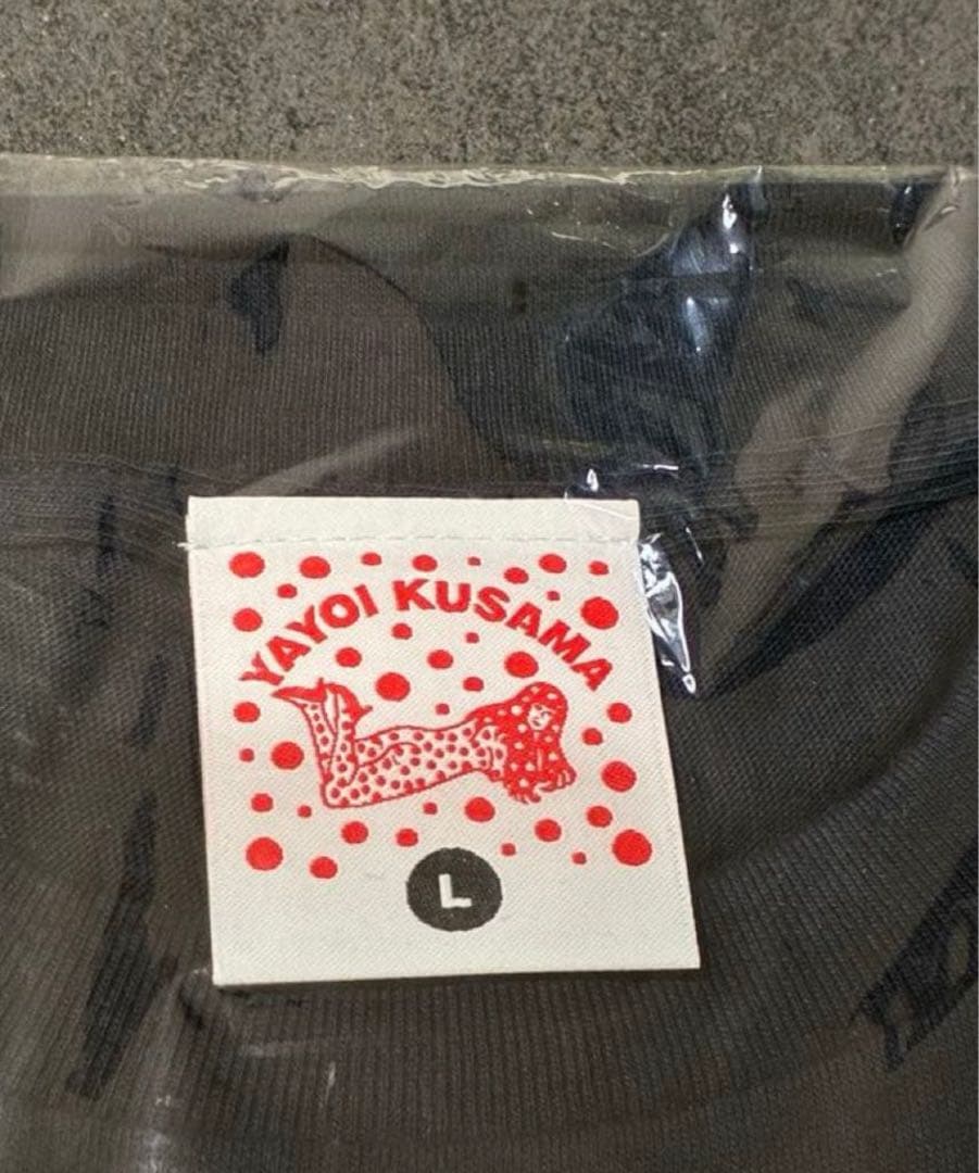 草間彌生　Tシャツ 南瓜 ネイビー Ｌサイズ