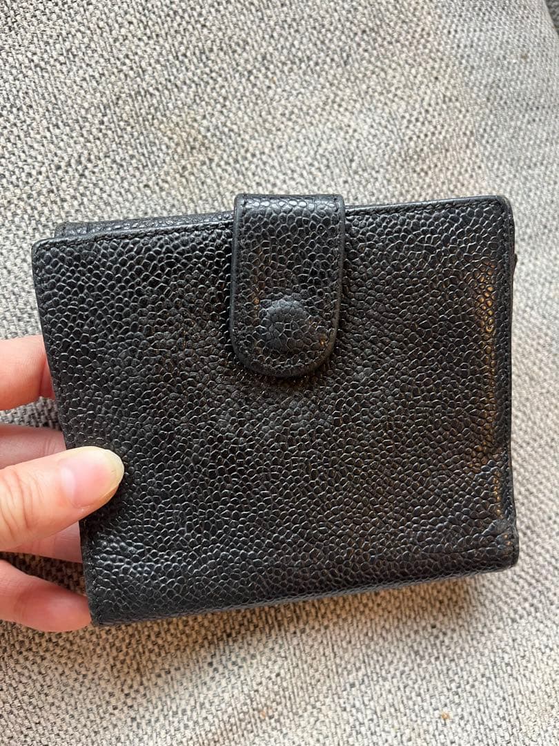 CHANEL ブラックレザー 二つ折り財布　キャビアスキン　ココマーク