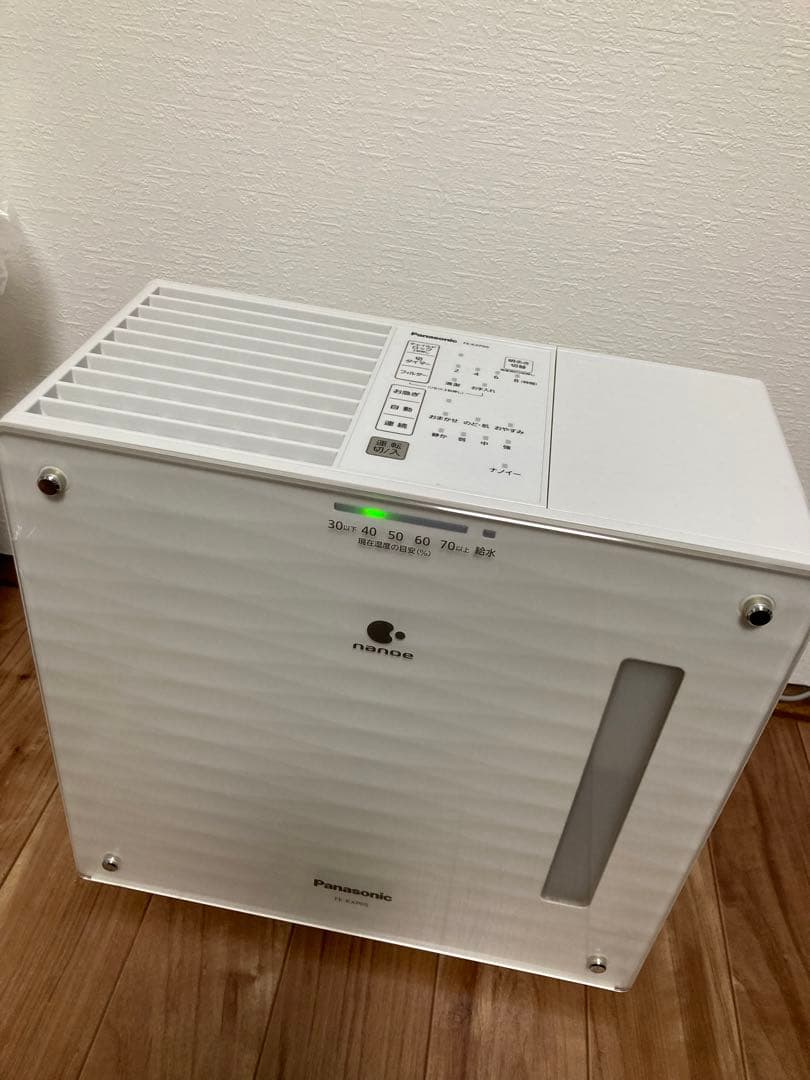 Panasonic 加湿器 ホワイト✴︎状態良いです！新品フィルター付き