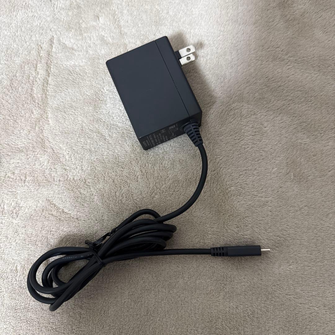 美品　Nintendo Switch 本体 青/赤 Joy-Con 付属品付き