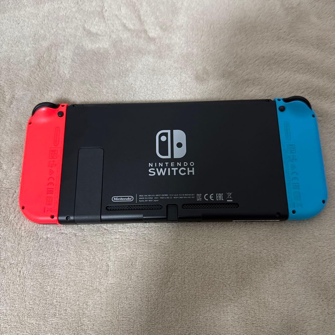 美品　Nintendo Switch 本体 青/赤 Joy-Con 付属品付き
