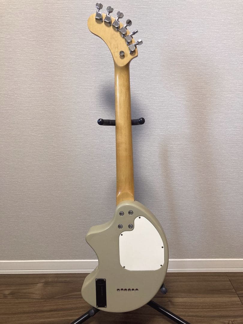 超美品 FERNANDES ZO-3 グレー USBアダプター付き 弦新品