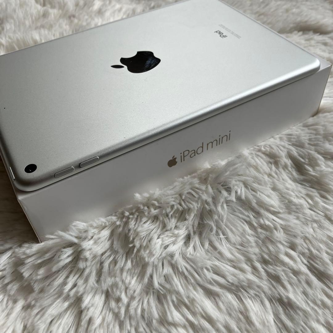 【早い者勝ち】iPad mini5 64GB 【すぐ発送】【付属品】