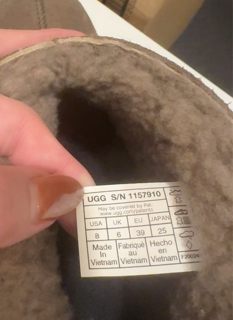 UGG ブラウン プラットフォームブーツ 8
