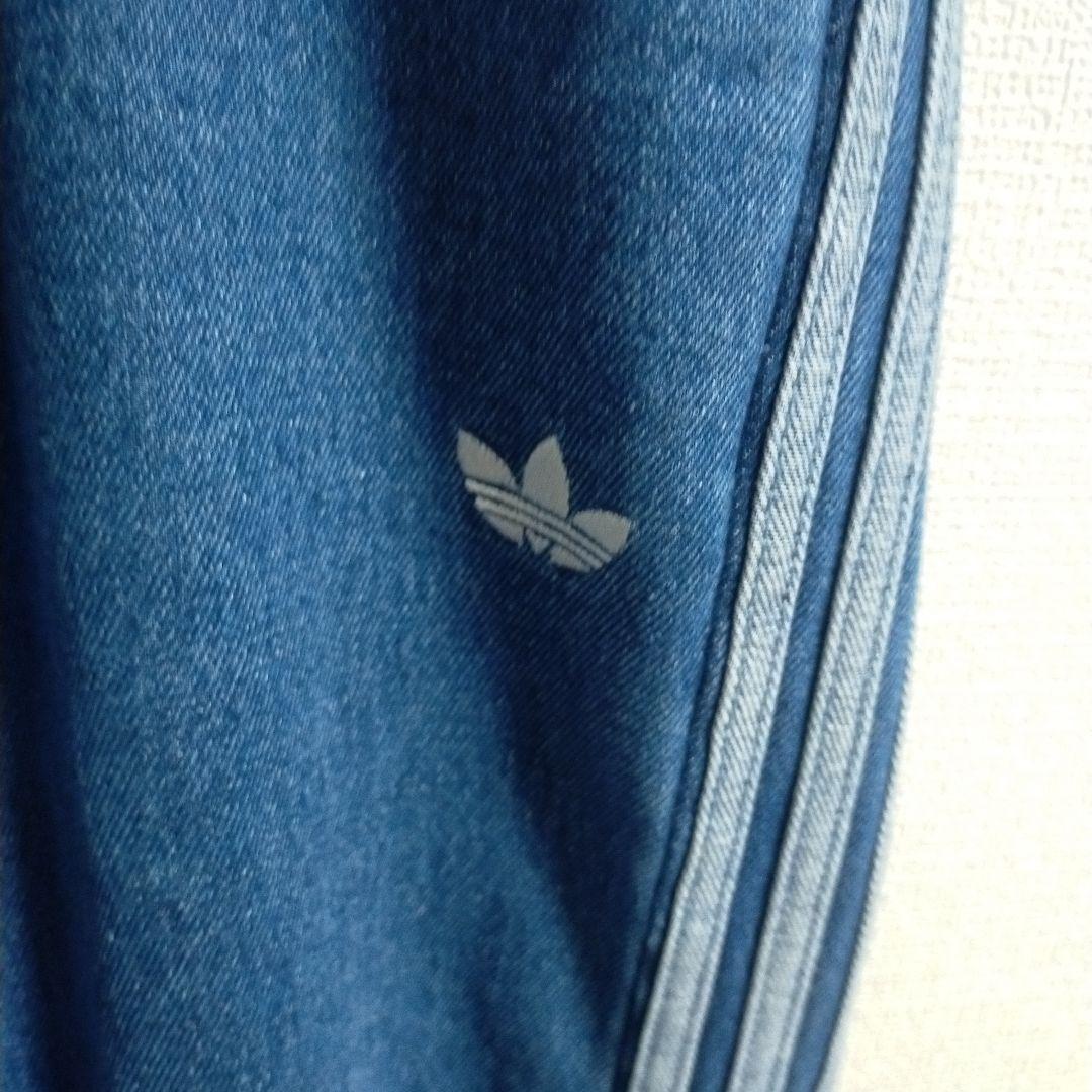 adidas デニム パンツ