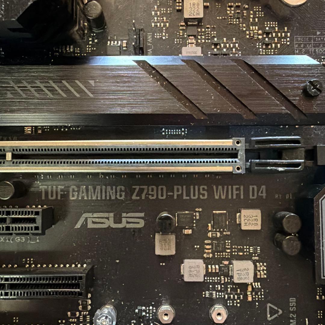TUF GAMING Z790-PLUS D4 マザーボード