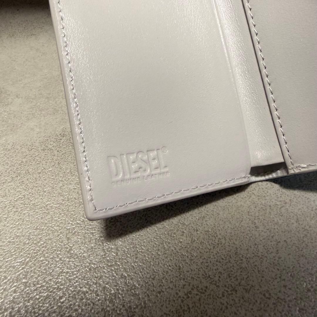 DIESEL コンパクト三つ折り財布 ホワイト 白色