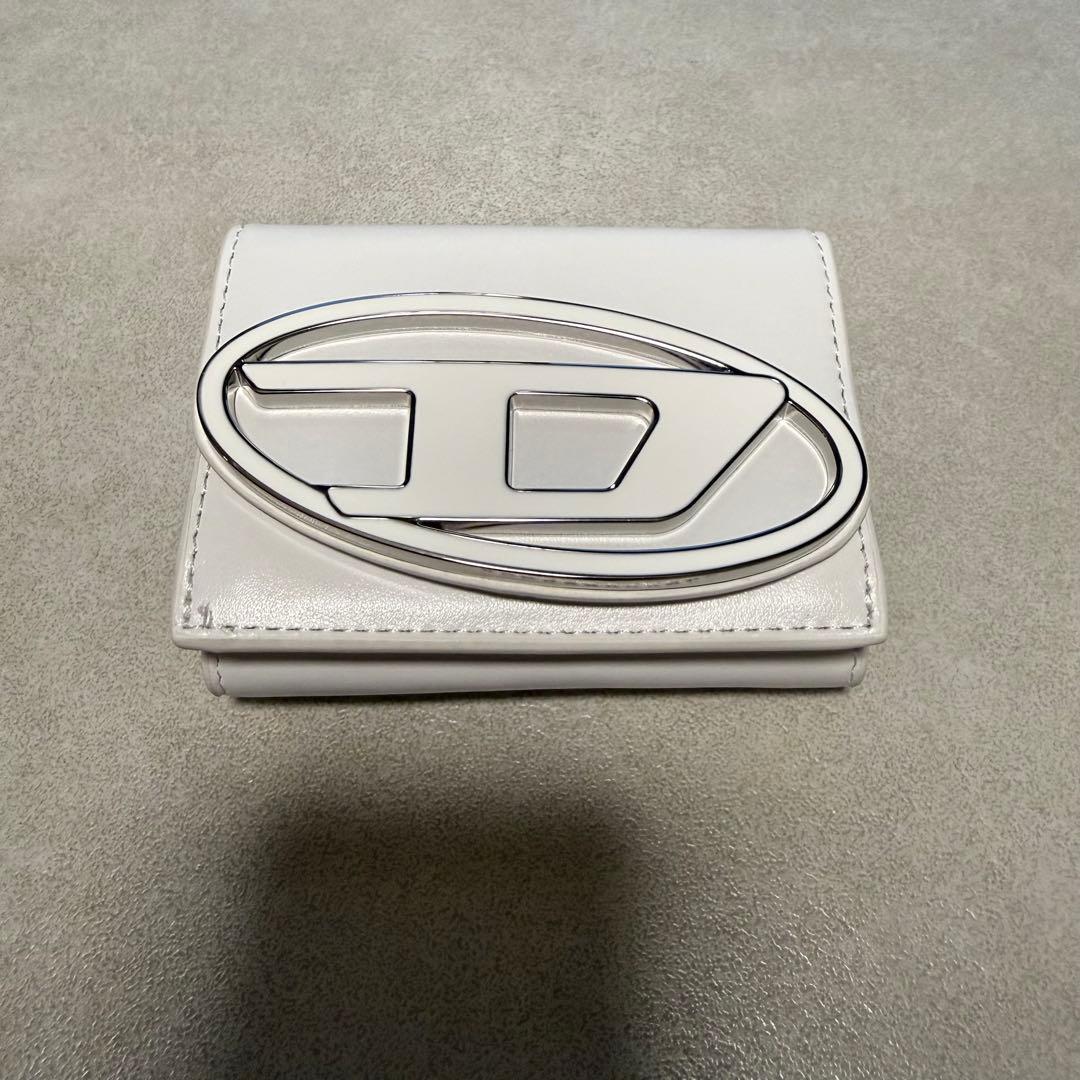 DIESEL コンパクト三つ折り財布 ホワイト 白色