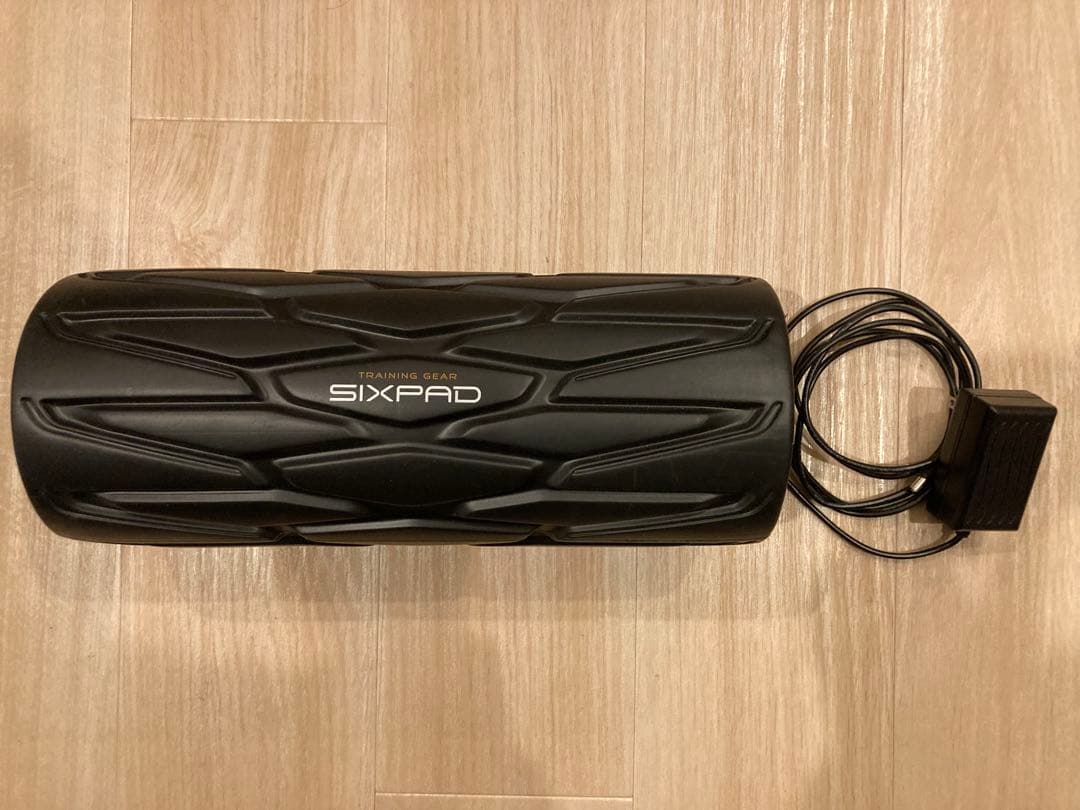 SIXPAD 筋膜ローラー 充電器付き