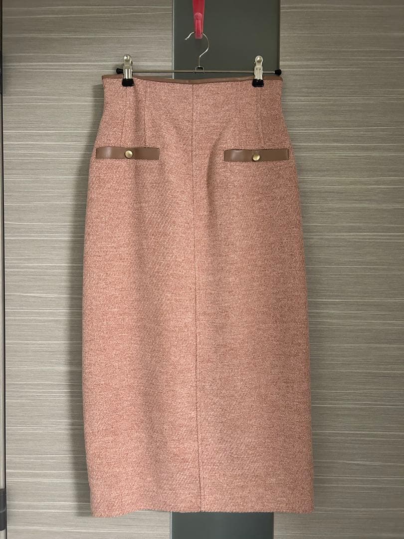 【新品・未使用】⭐︎S⭐︎ジャスグリッティー　チェーンベルト付きタイトスカート