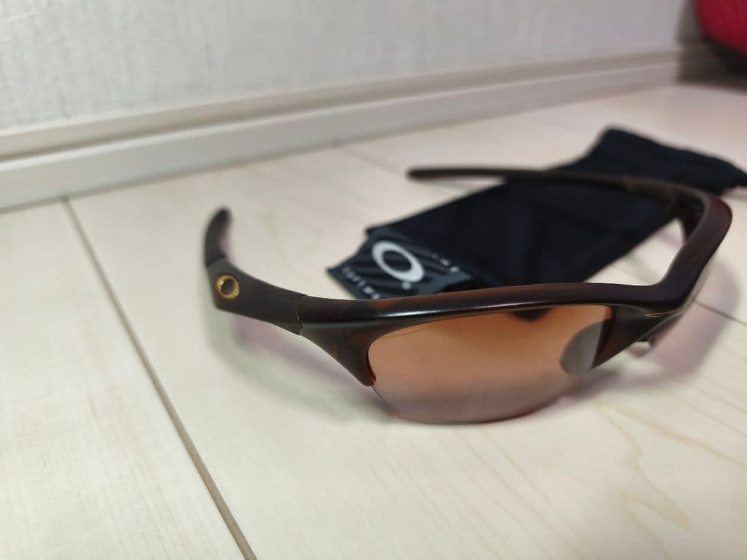 OAKLEY Half Jacket ハーフジャケット サングラスだと思います