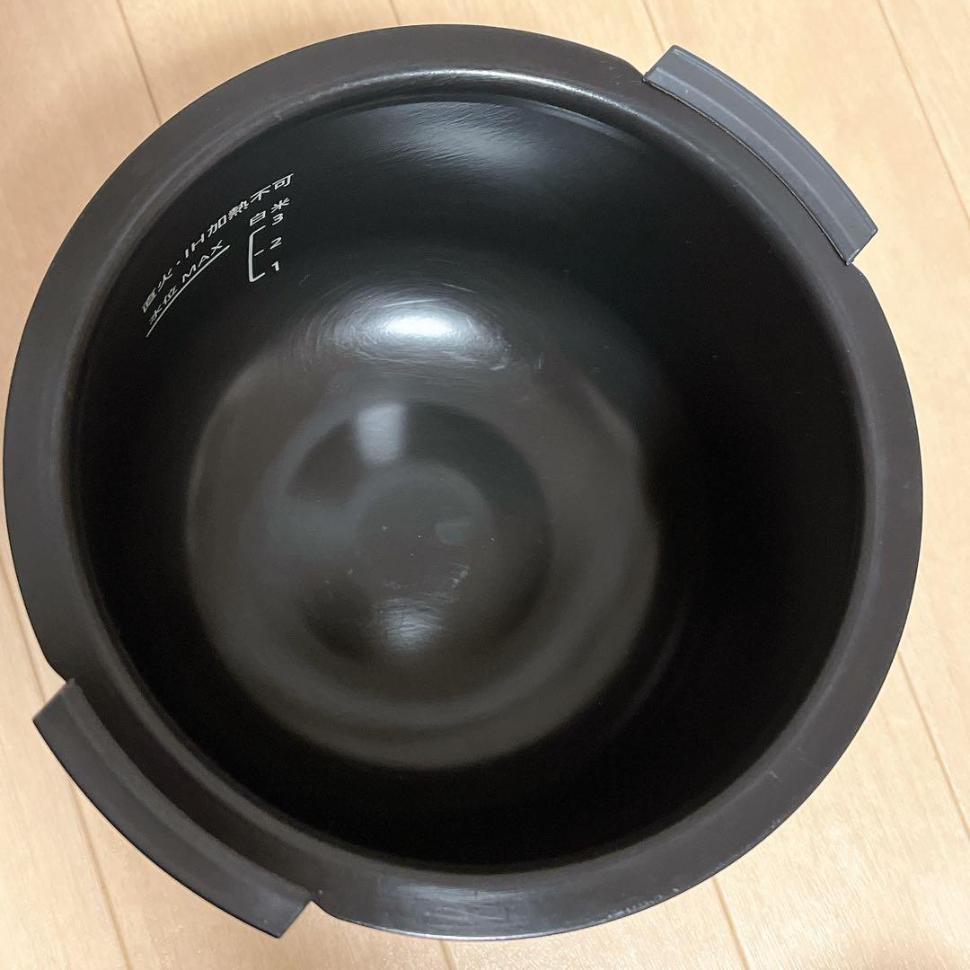 2回程度の使用　KN-SH10W-R 1.0L ホットクック　シャープ