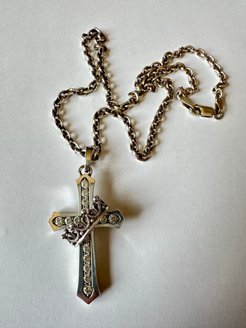 Justin Davis CROSS with CROWN/STONEペンダント
