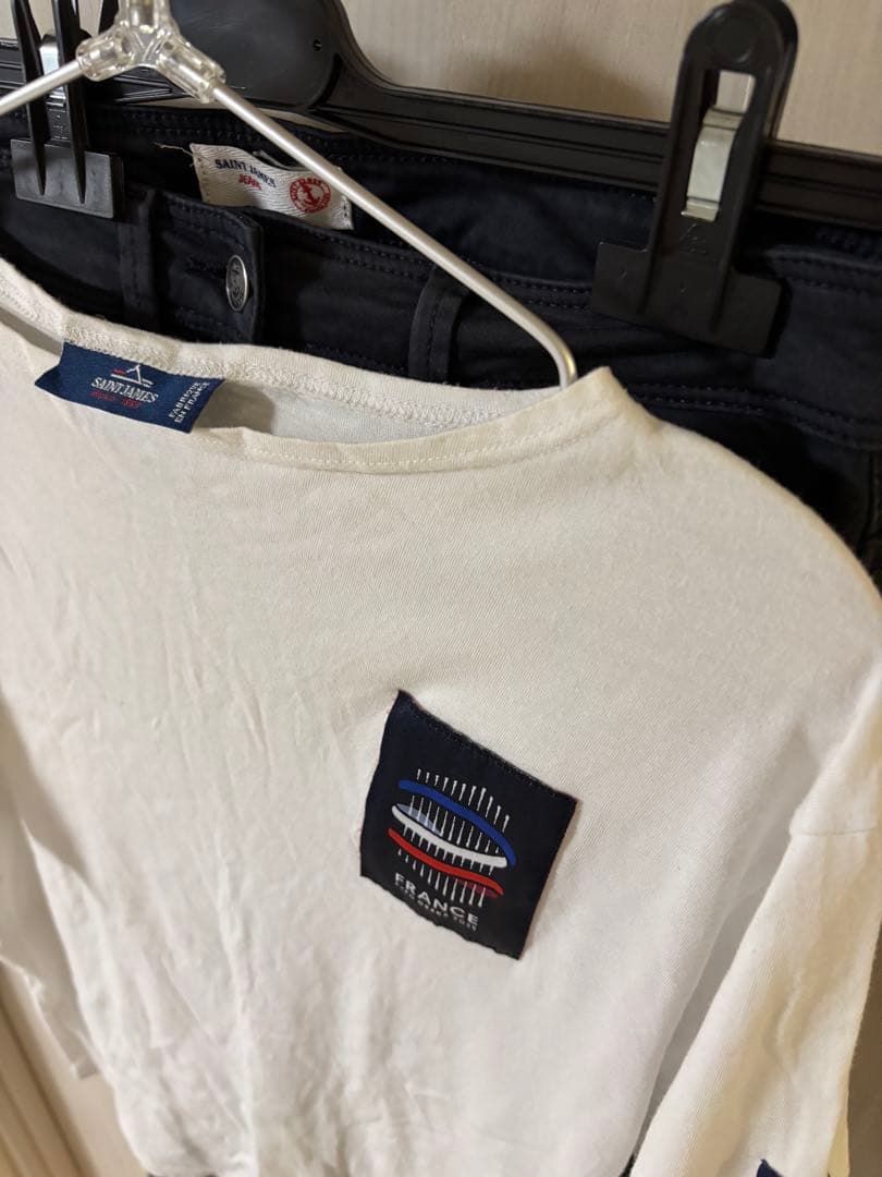 【万博フランス館】スタッフ制服セット　限定ワッペン付き白Tシャツと黒パンツ
