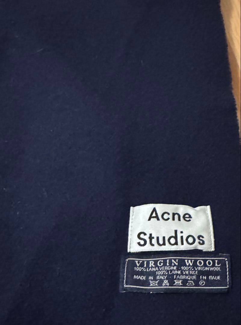 Acne Studios バージンウール マフラー ネイビー