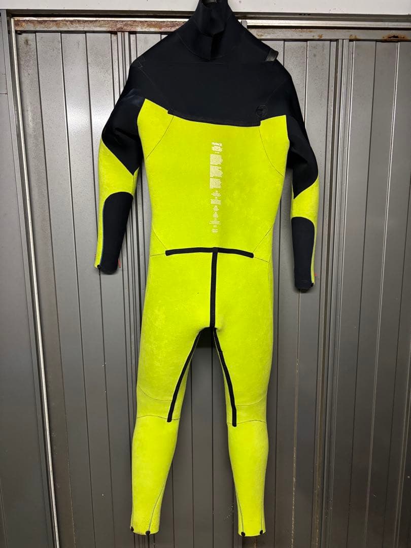 Hurley セミドライウエットスーツ 4/3mm