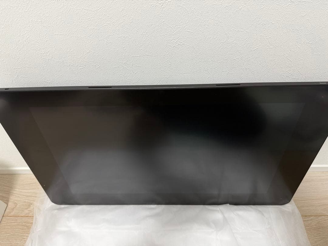 Cintiq Pro 24 (DTH-2420)タッチ機能付き