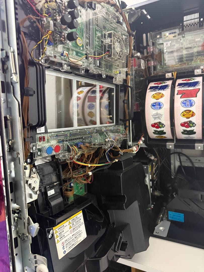 パチスロ 実機 Hey！鏡 (6号機) ドアキー 設定キー 不要⭕️