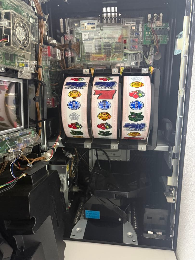パチスロ 実機 Hey！鏡 (6号機) ドアキー 設定キー 不要⭕️
