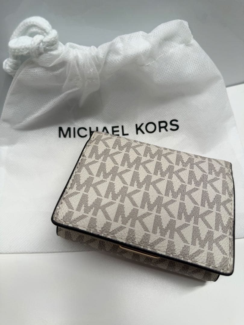 MICHAEL KORS マイケルコース 三つ折り財布