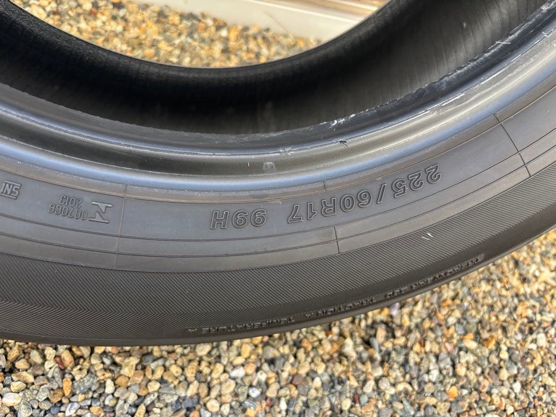 2022年製 ヨコハマ ブルーアース E70 225/60R17 NO.2
