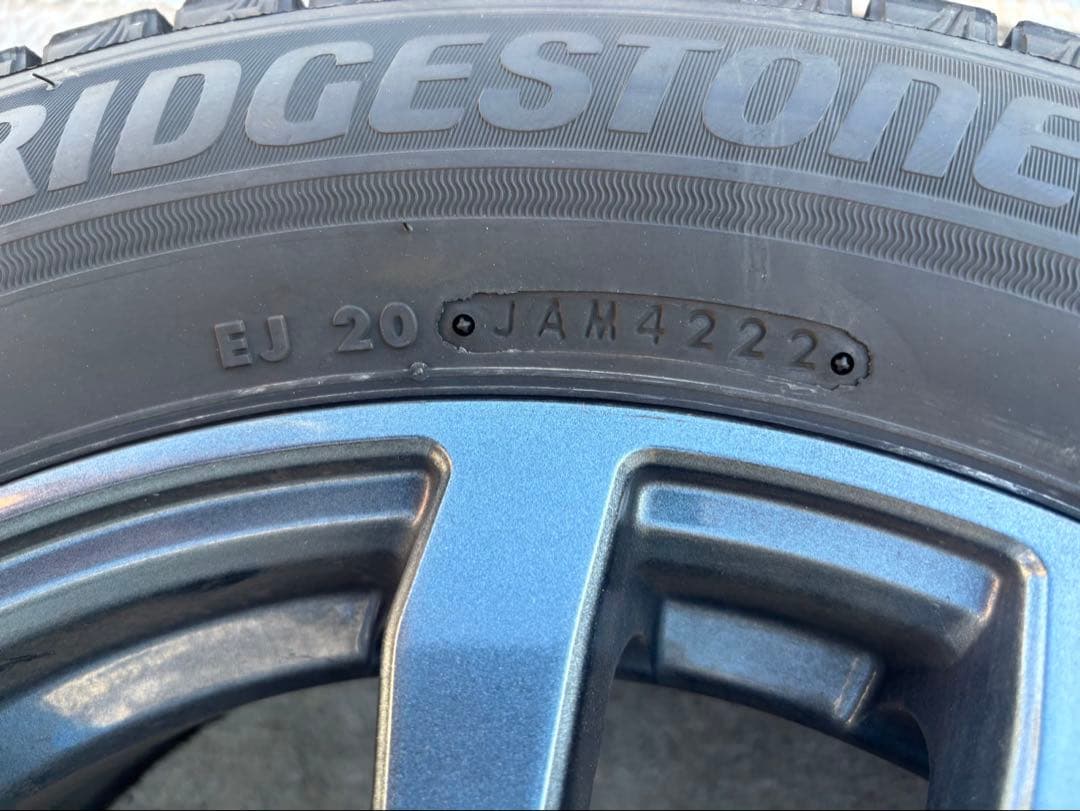 ブリヂストン BLIZZAK VRX3 205/60R16 ホイールセット