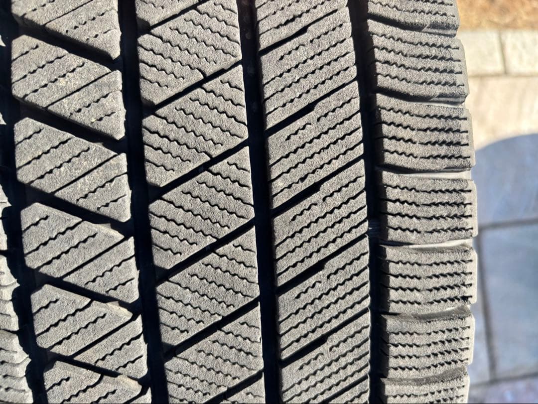 ブリヂストン BLIZZAK VRX3 205/60R16 ホイールセット