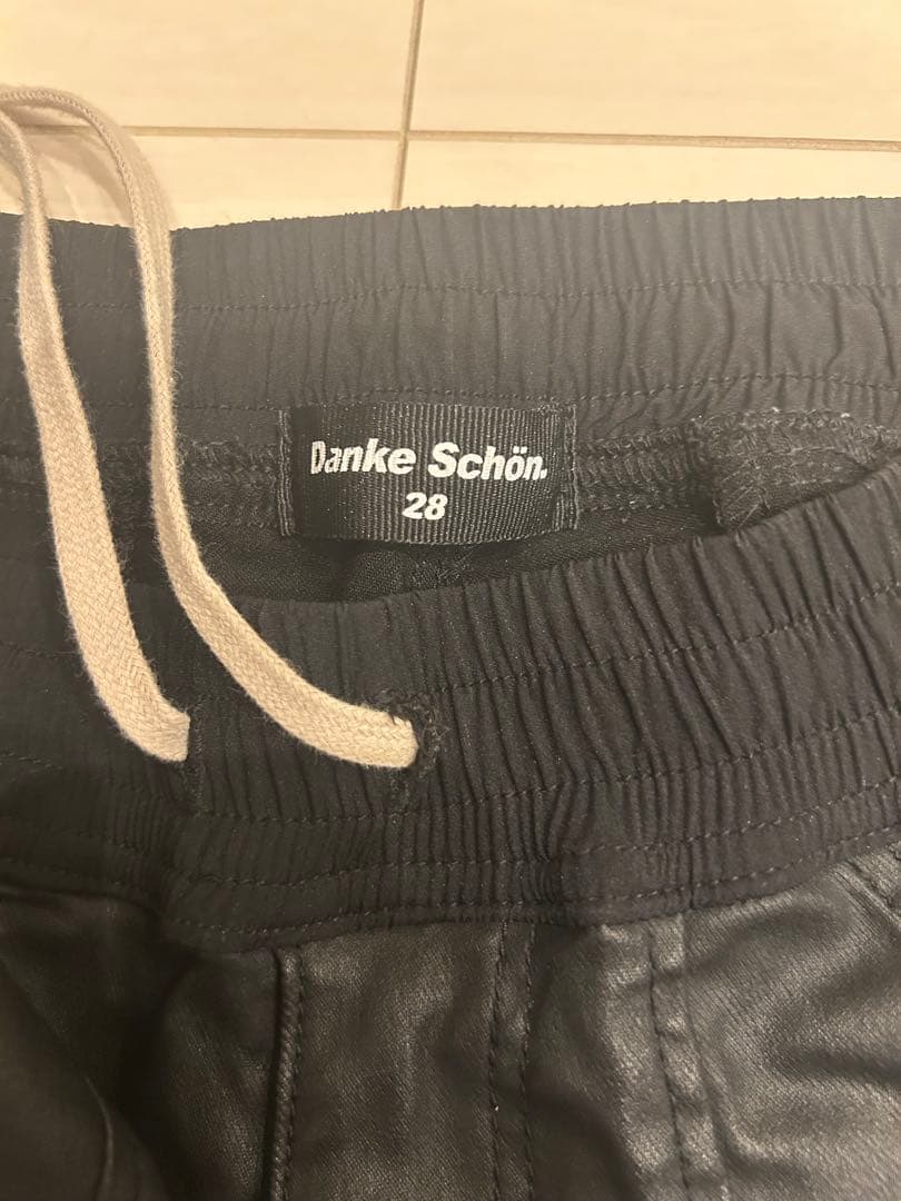 Danke Schon レザーパンツ　28サイズ