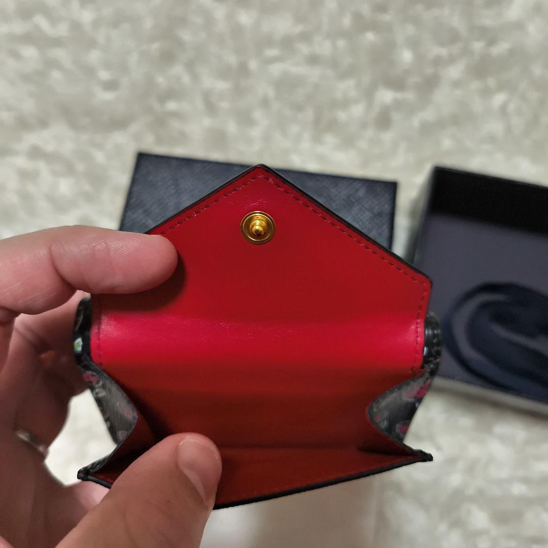rinaさん専用PRADA ハート柄 三つ折り財布 1MH021